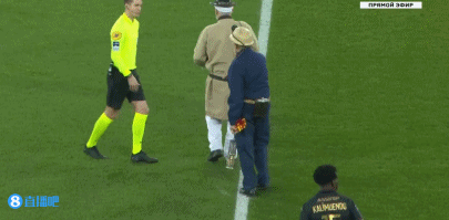 迪亚斯本赛季19场已送出6次助攻，超过上赛季整个赛季